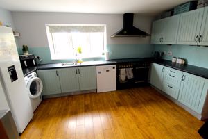 Kitchen- click for photo gallery